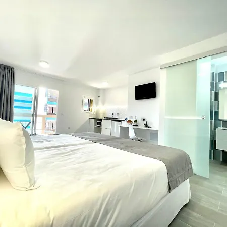 Lägenhet Standard Studio, Wifi, Rooftop Pool That Has A Beautiful Ocean View In Puerto De La Cruz Puerto de la Cruz (Tenerife)