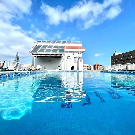 Standard Studio, Wifi, Rooftop Pool That Has A Beautiful Ocean View In Puerto De La Cruz
