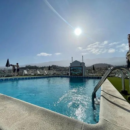 Standard Studio, Wifi, Rooftop Pool That Has A Beautiful Ocean View In Puerto De La Cruz Puerto de la Cruz (Tenerife)