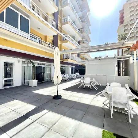 Standard Studio, Wifi, Rooftop Pool That Has A Beautiful Ocean View In Puerto De La Cruz