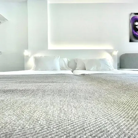Standard Studio, Wifi, Rooftop Pool That Has A Beautiful Ocean View In Puerto De La Cruz Apartamento